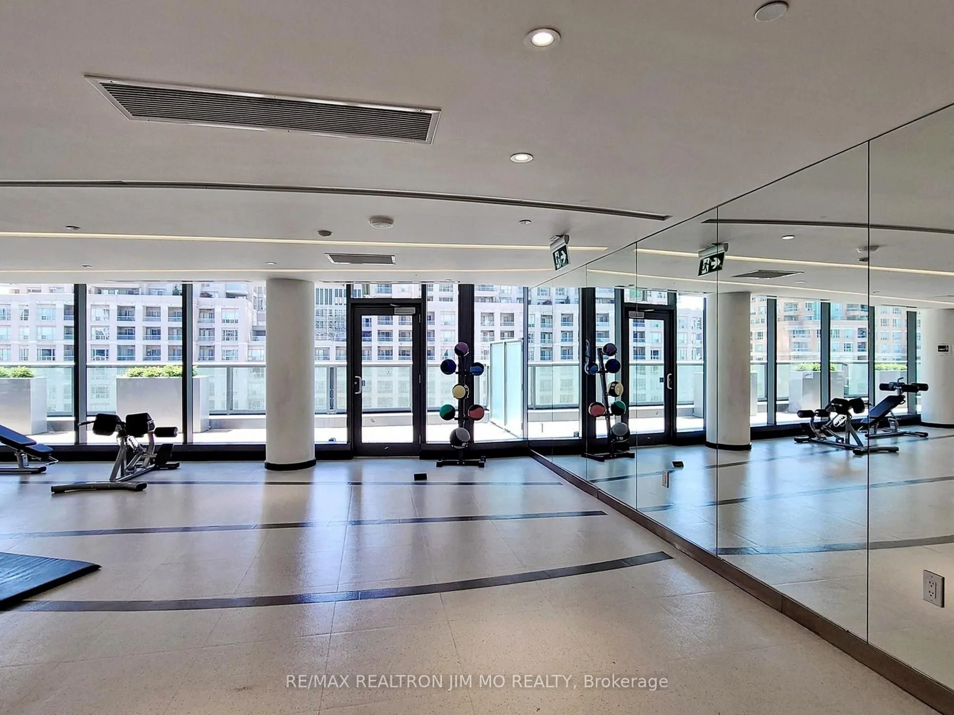 11 Wellesley Street W, #1208