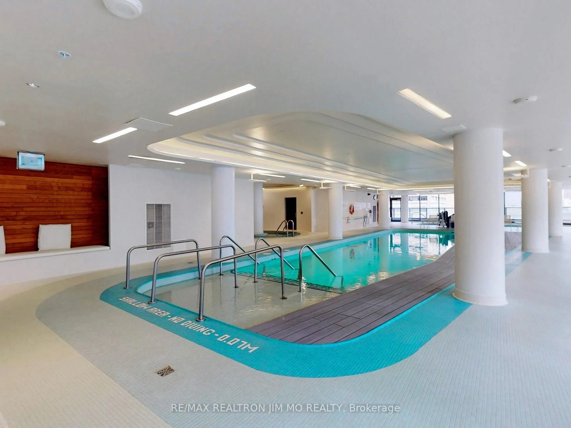 11 Wellesley Street W, #1208