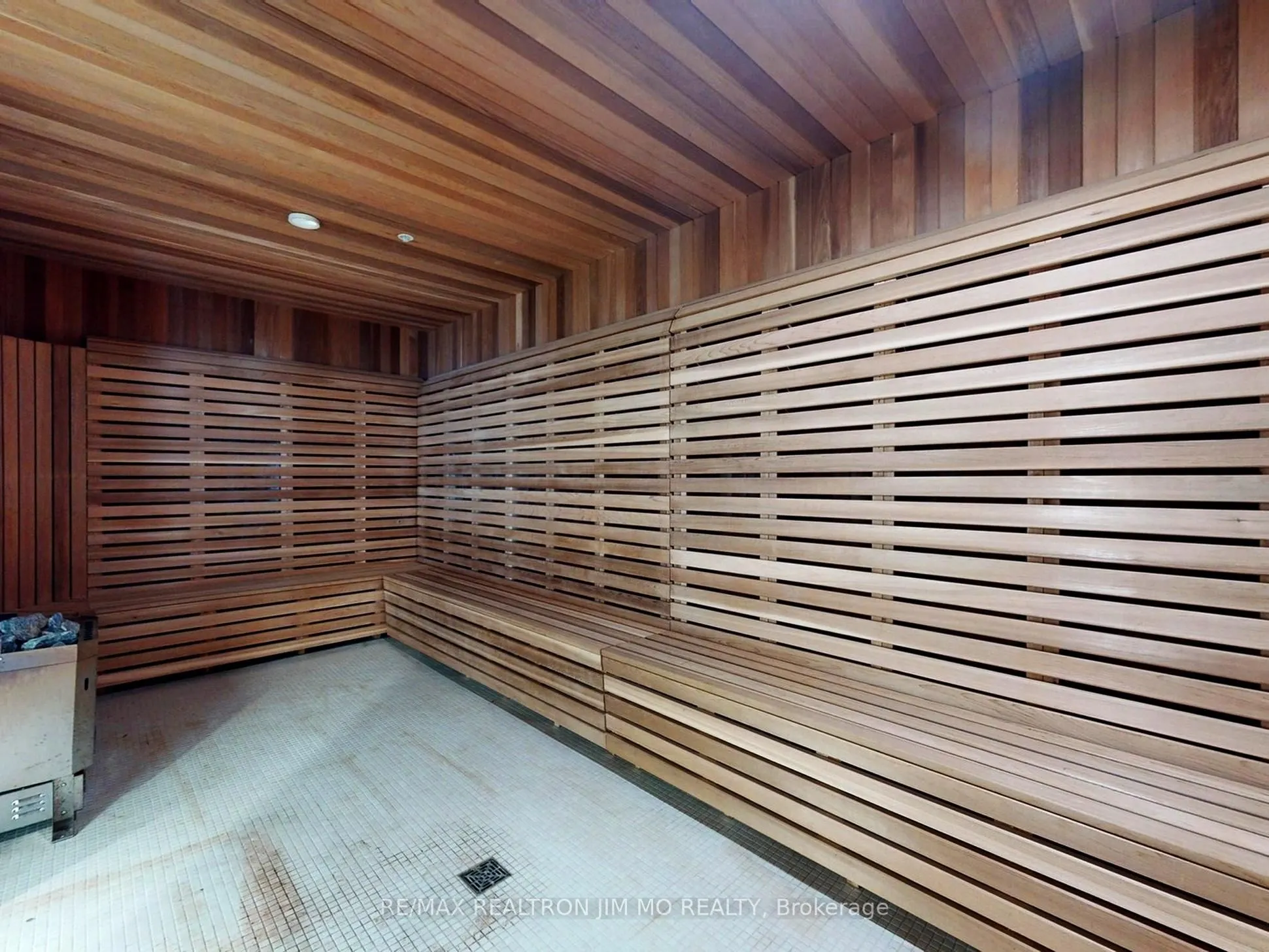 11 Wellesley Street W, #1208