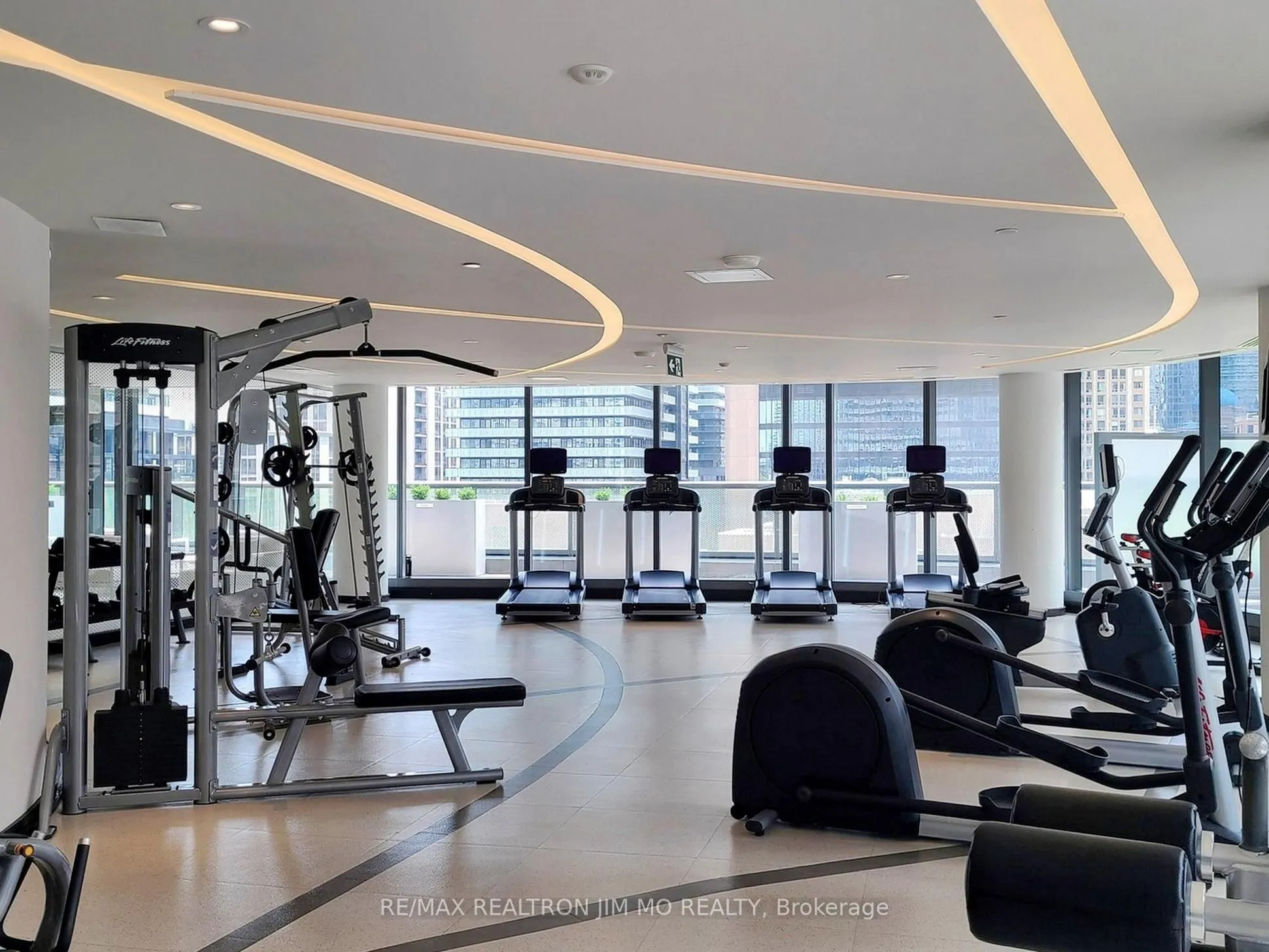 11 Wellesley Street W, #1208