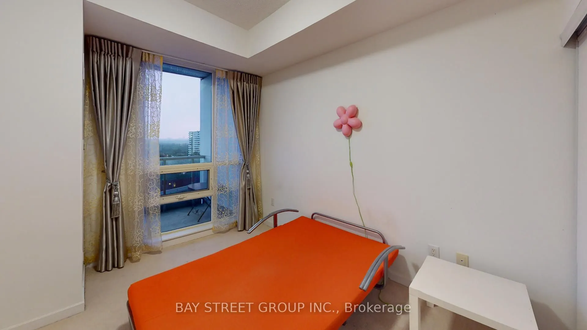 62 Forest Manor Road, #709