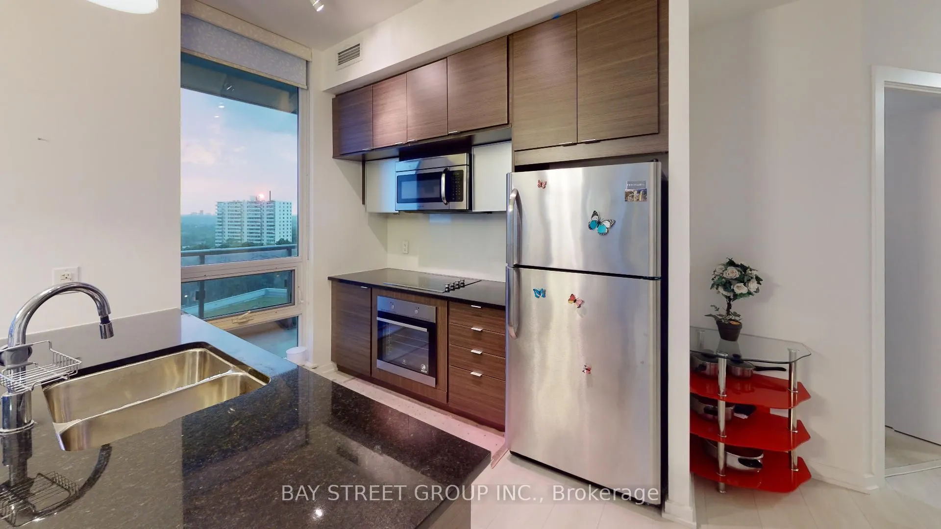 62 Forest Manor Road, #709