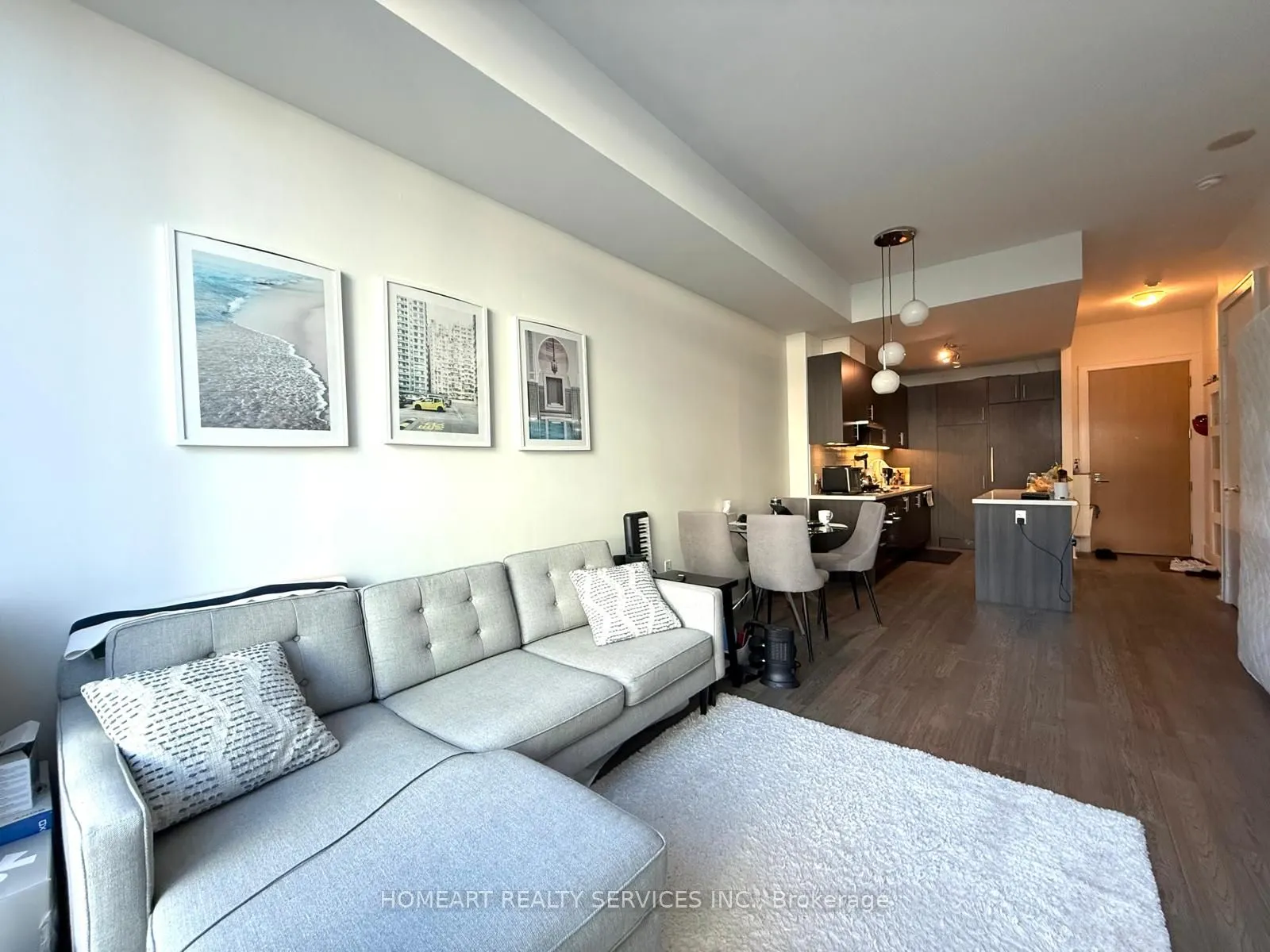 29 Queens Quay E, #1021