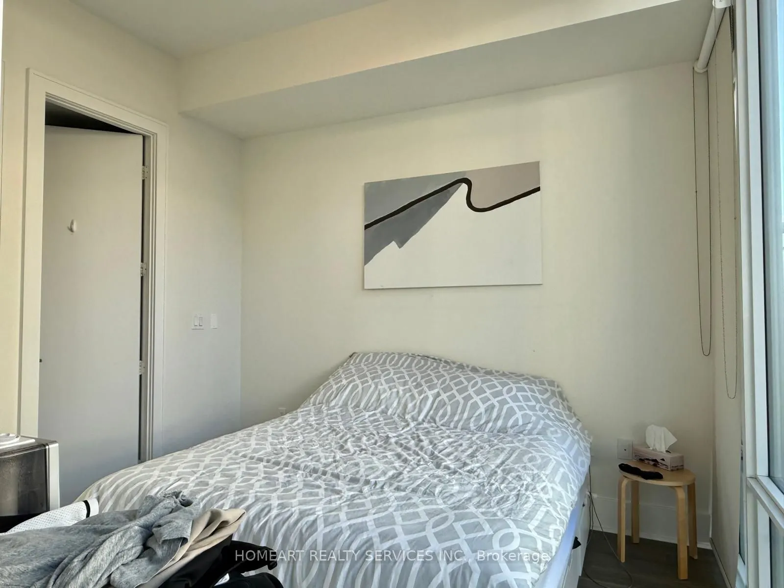 29 Queens Quay E, #1021