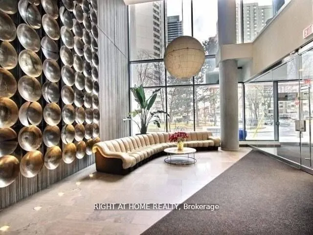 75 St Nicholas Street, #2401