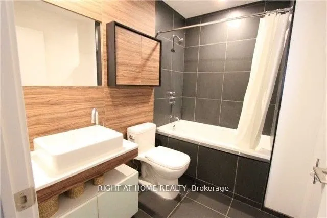 75 St Nicholas Street, #2401