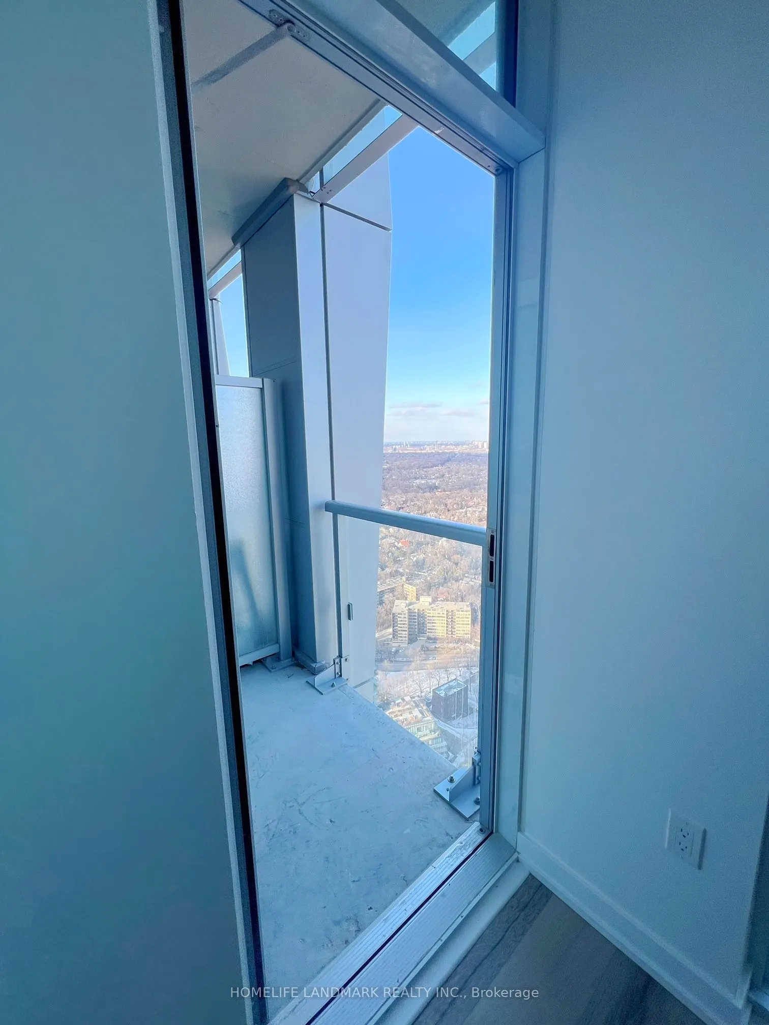 1 Yorkville Avenue, #4710