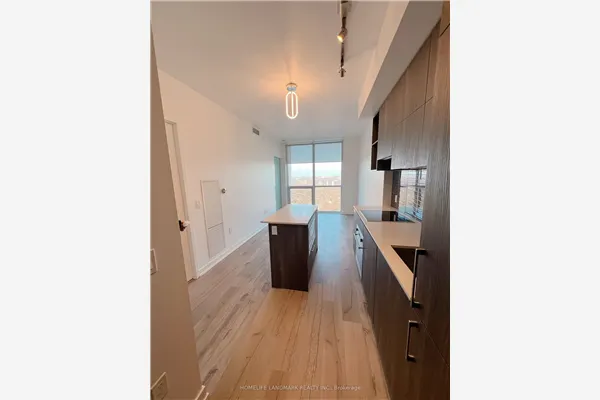 1 Yorkville Avenue, #4710