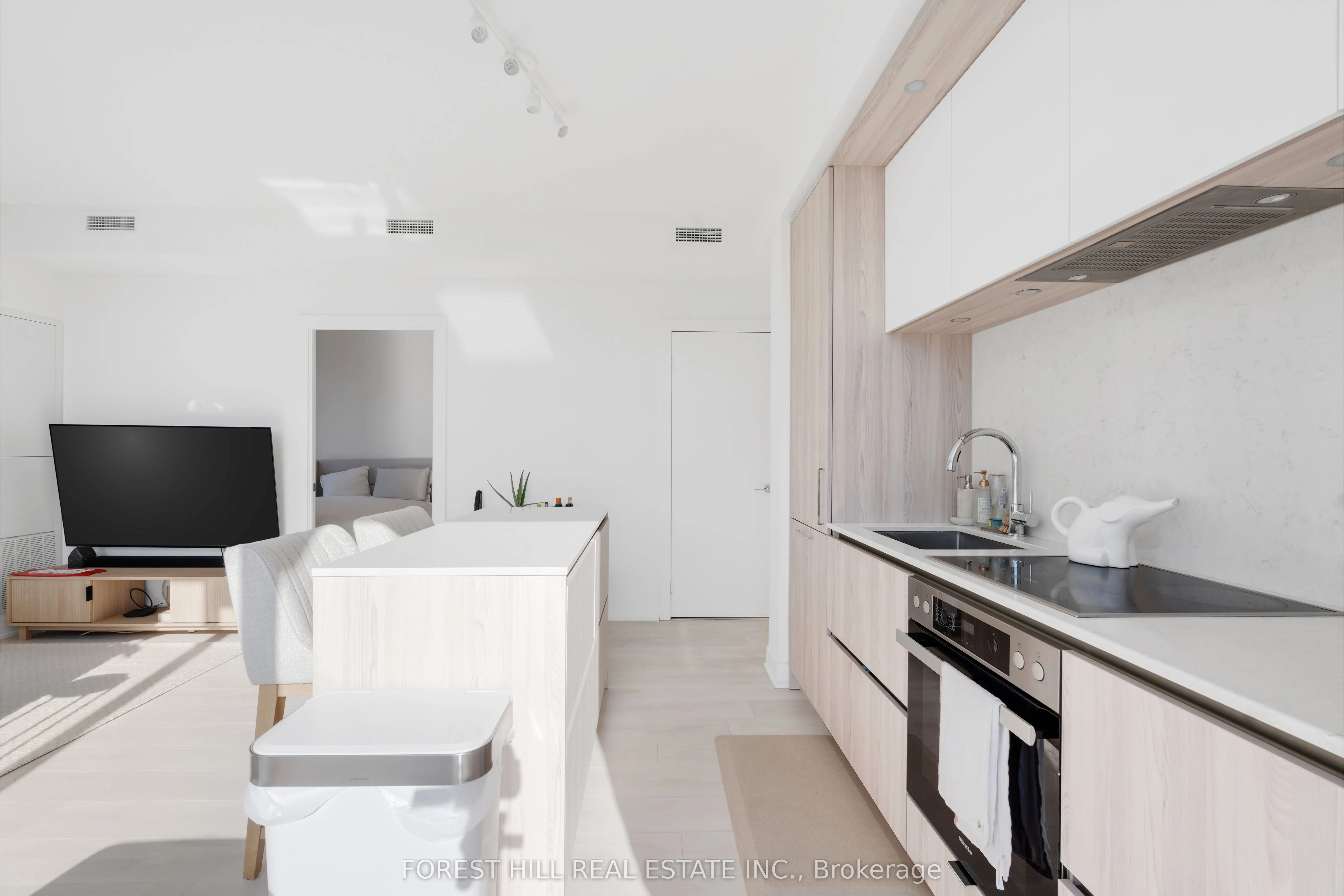 35 Mercer Street, #1910