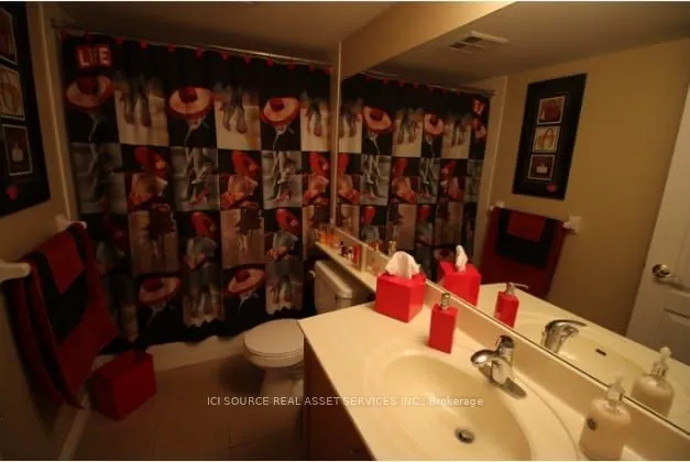 3840 Bathurst Street, #408