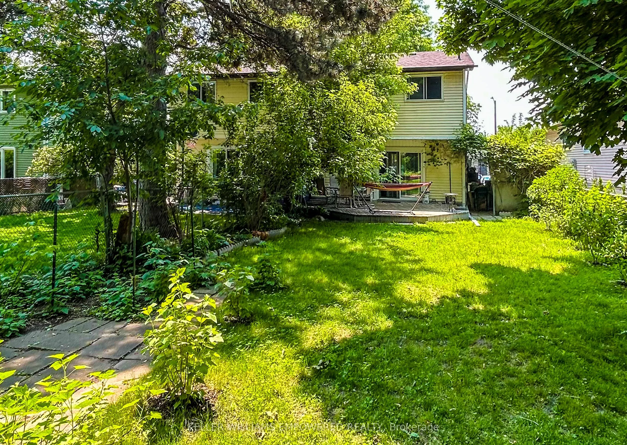 199 Hollyberry Trail