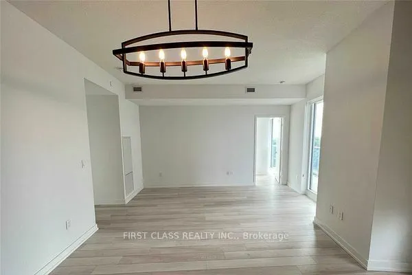 117 McMahon Drive, #303