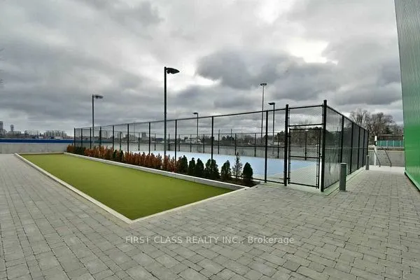 117 McMahon Drive, #303