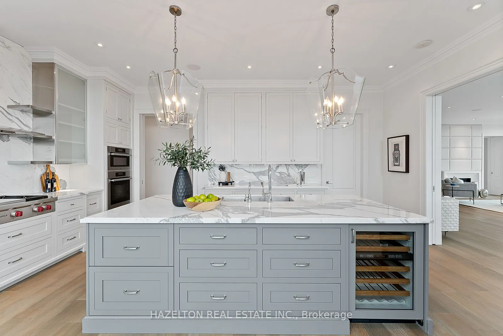 50 Yorkville Avenue, #4802