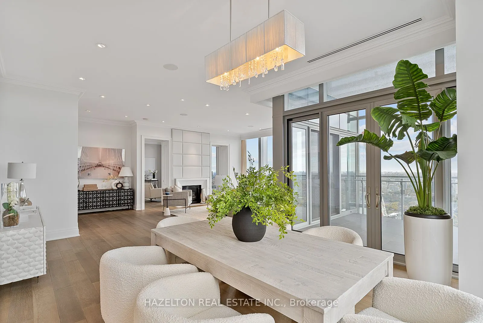 50 Yorkville Avenue, #4802