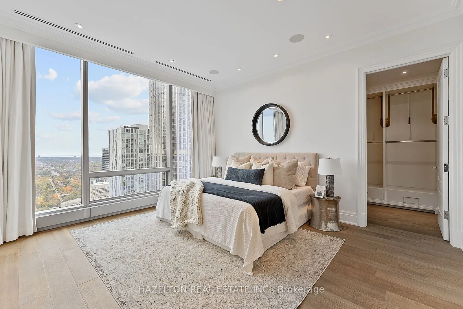 50 Yorkville Avenue, #4802