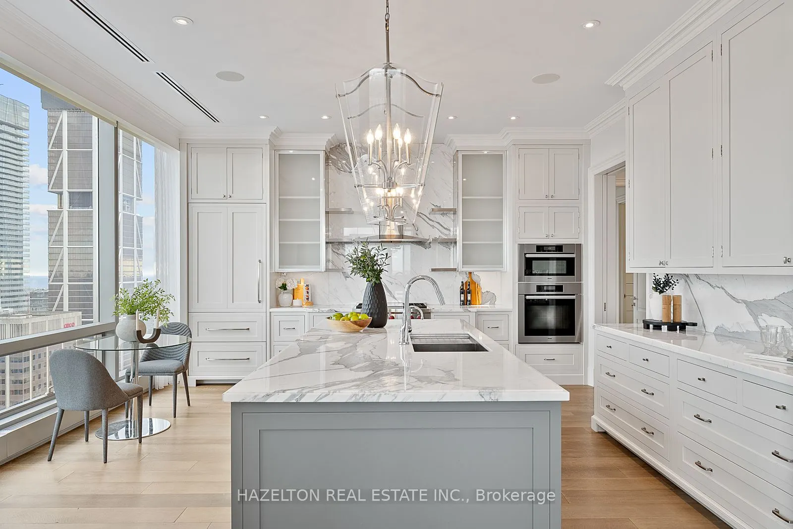 50 Yorkville Avenue, #4802