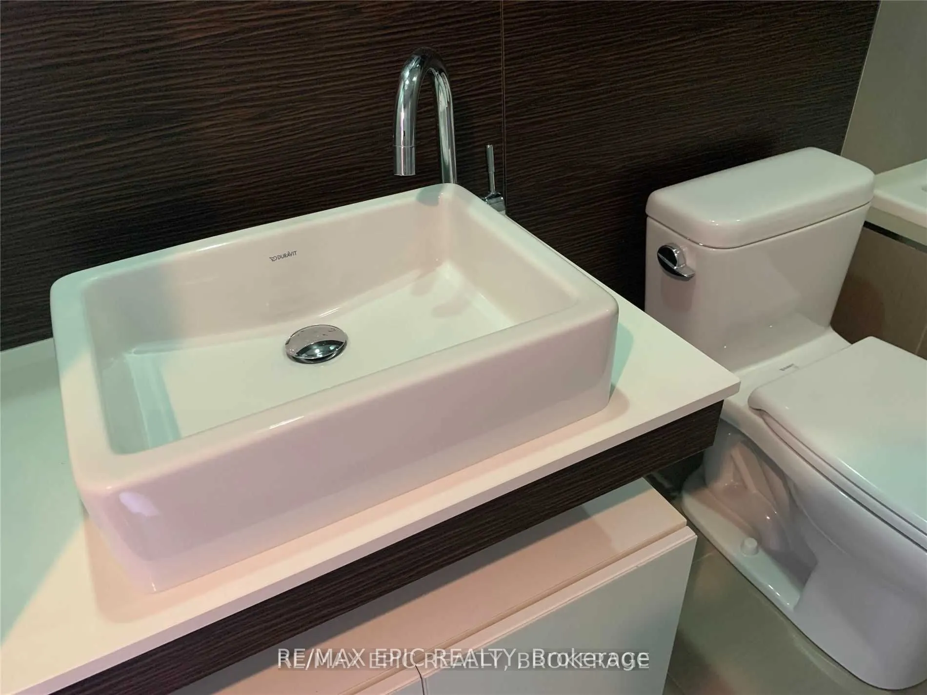 75 St Nicholas Street, #2703