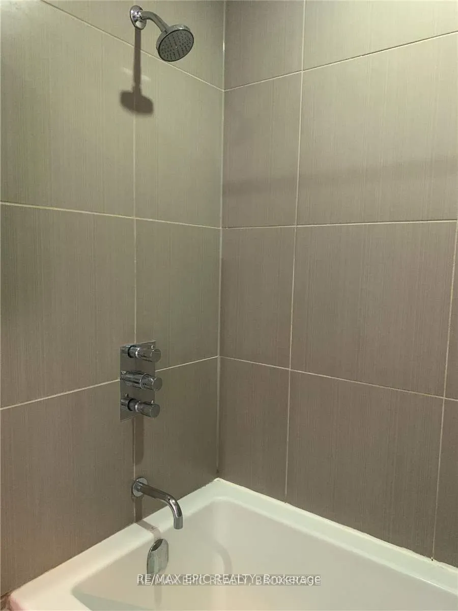 75 St Nicholas Street, #2703