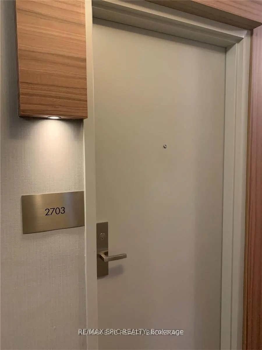 75 St Nicholas Street, #2703