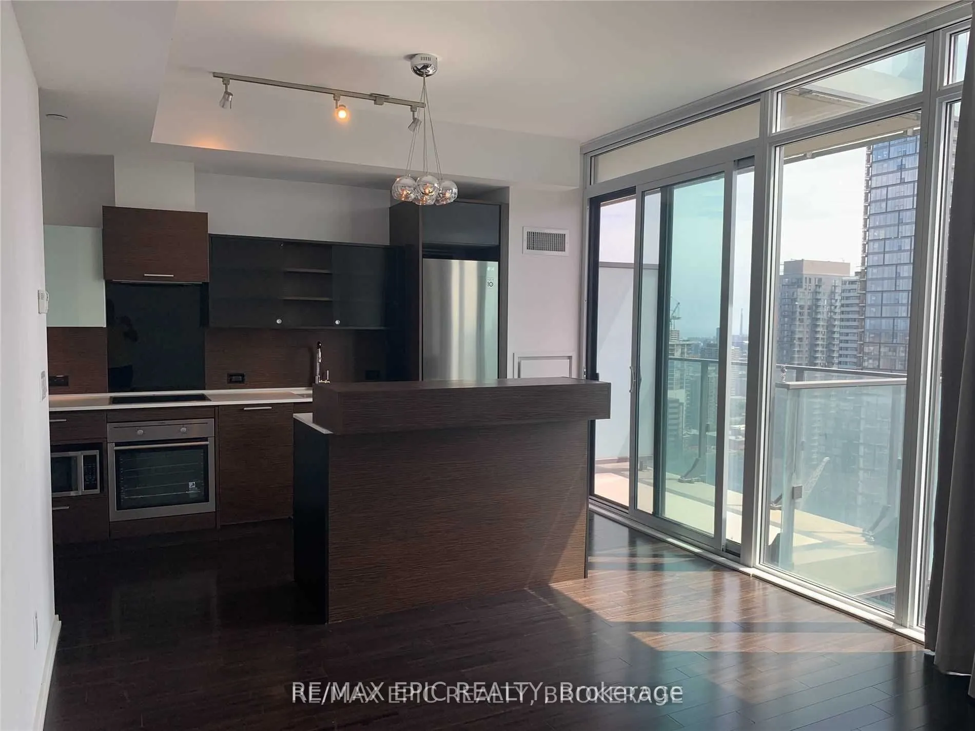 75 St Nicholas Street, #2703