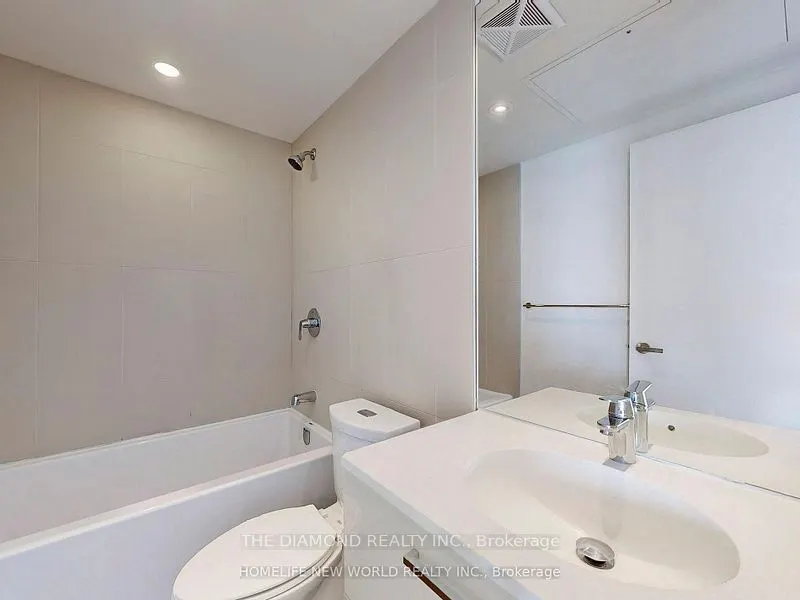 15 Grenville Street, #4710