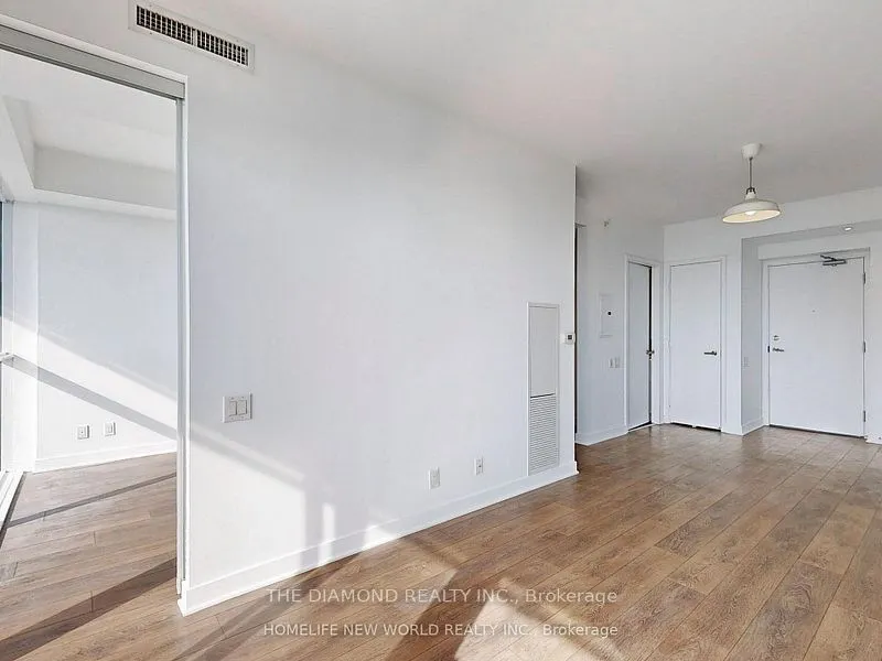 15 Grenville Street, #4710