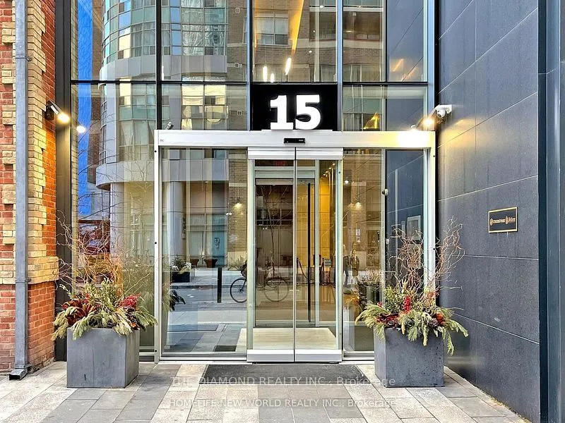 15 Grenville Street, #4710