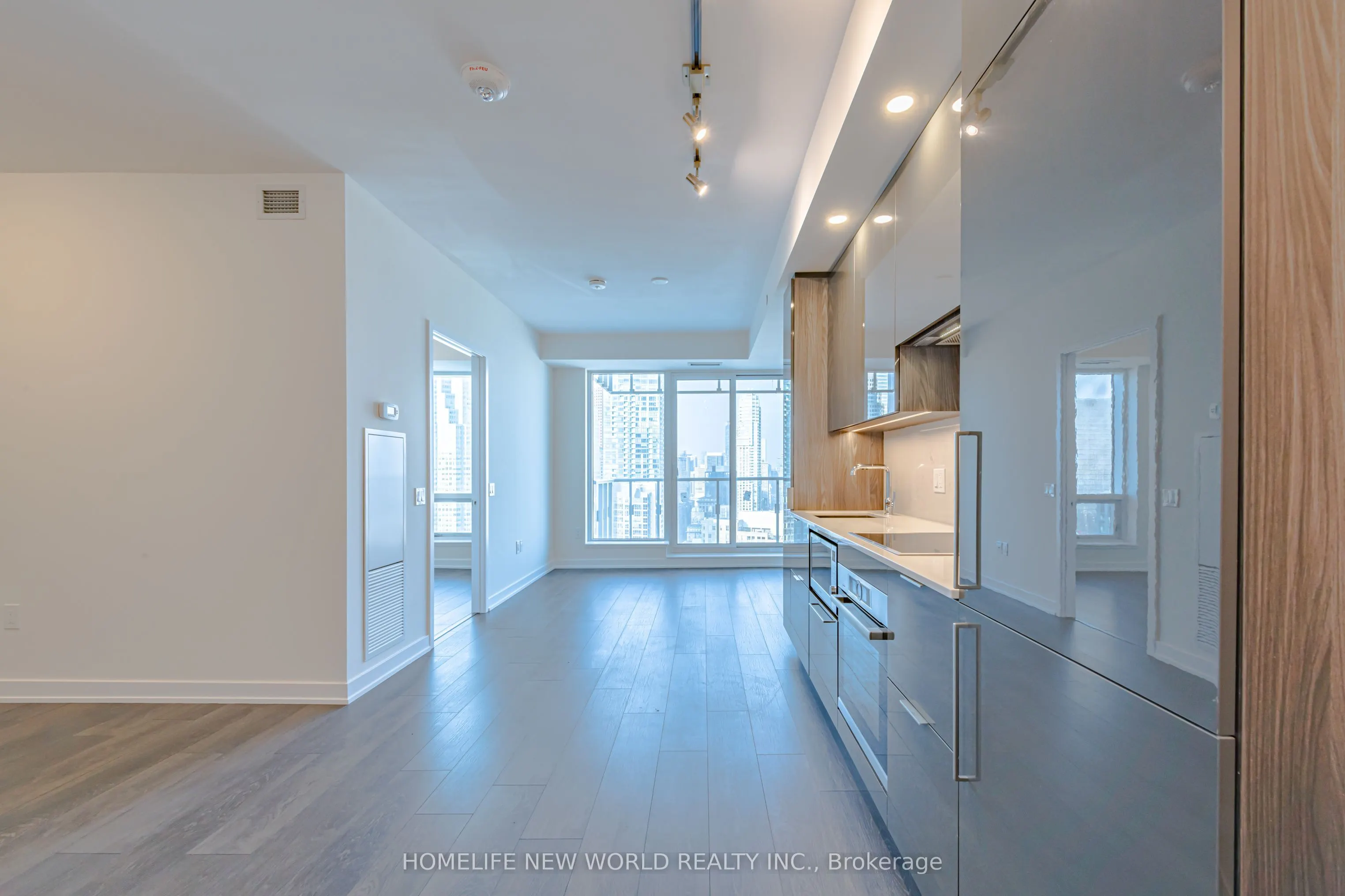 28 Freeland Street, #3906