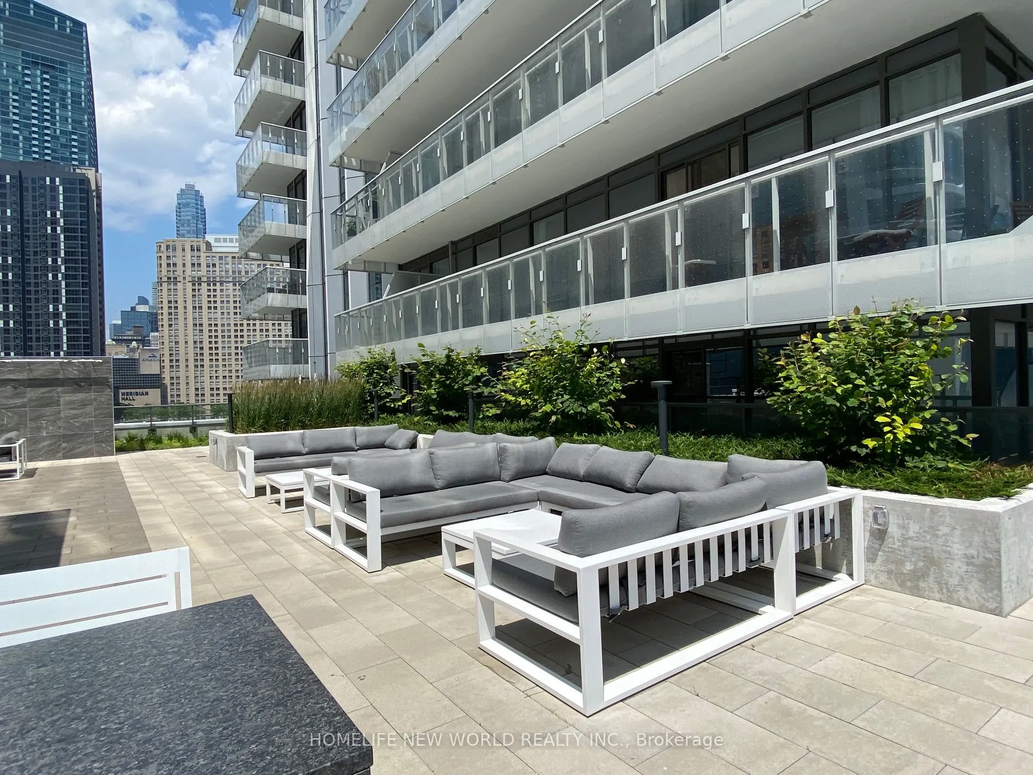 28 Freeland Street, #3906