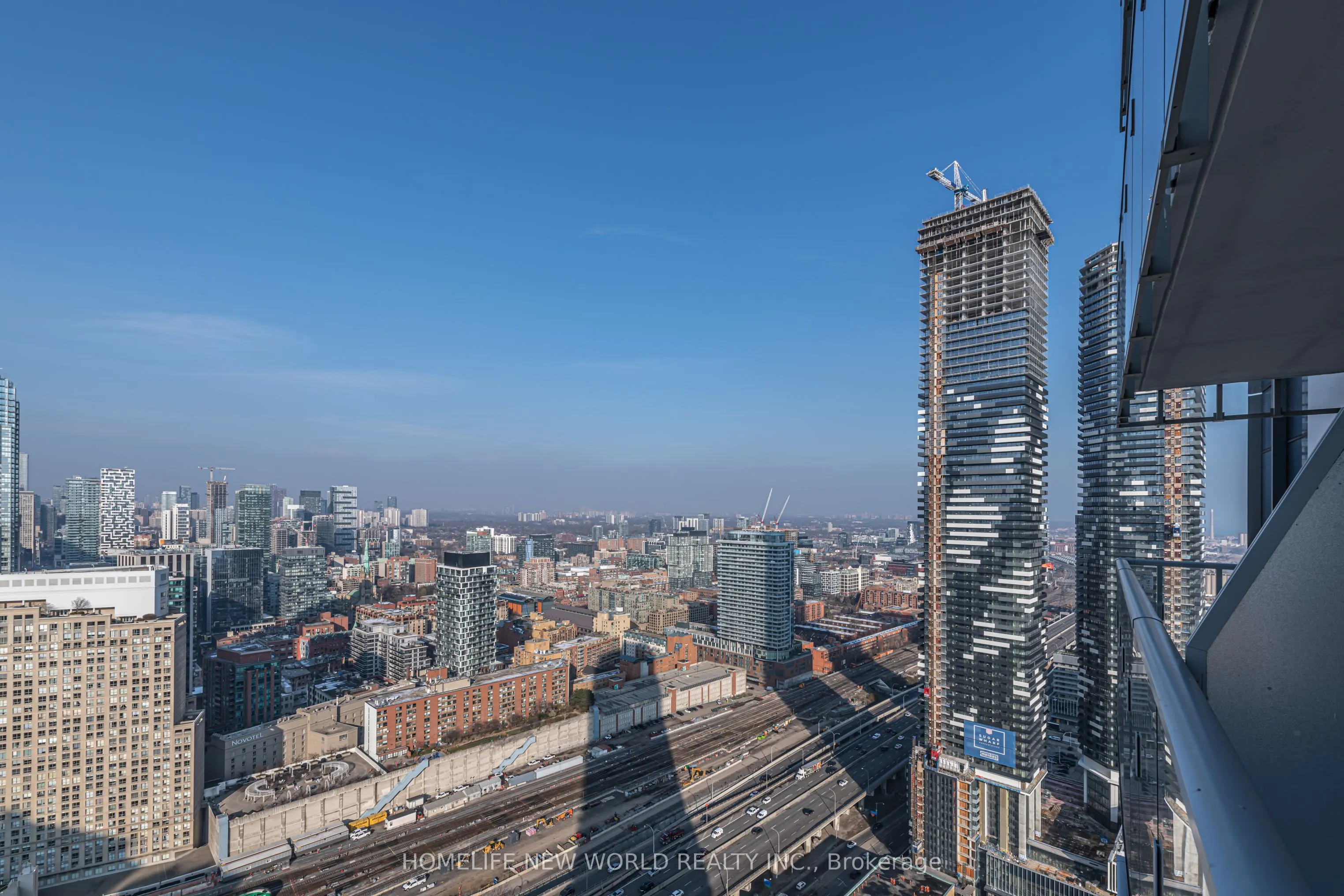 28 Freeland Street, #3906