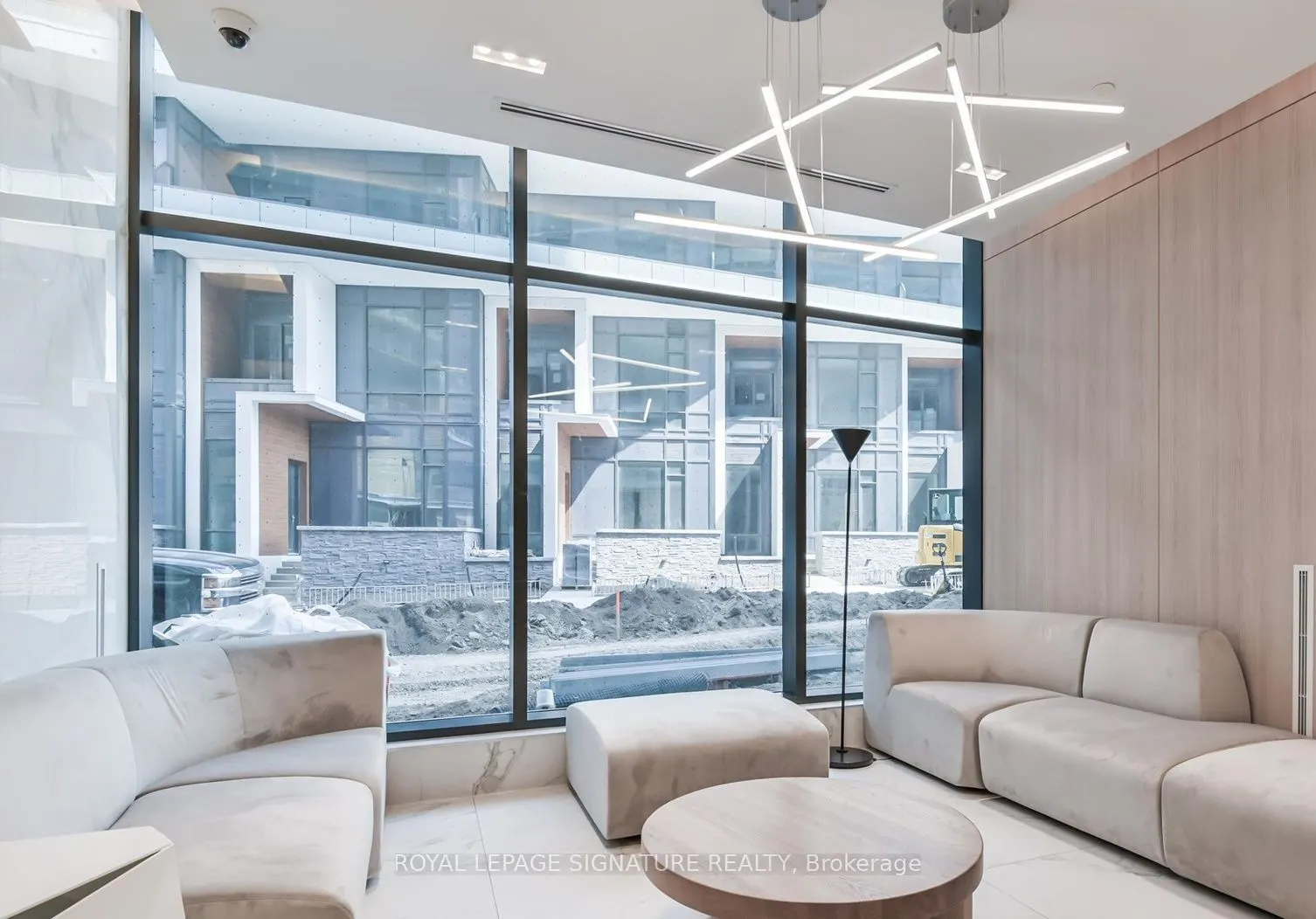 30 Ordnance Street, #1504