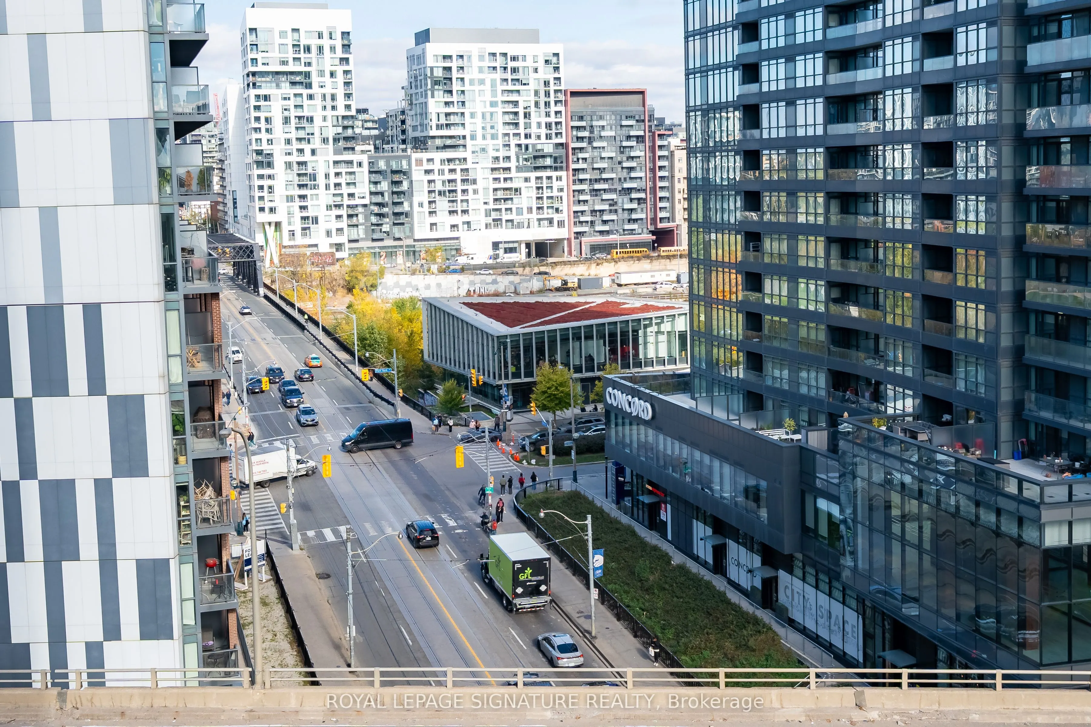 20 Bruyeres Mews, #1106