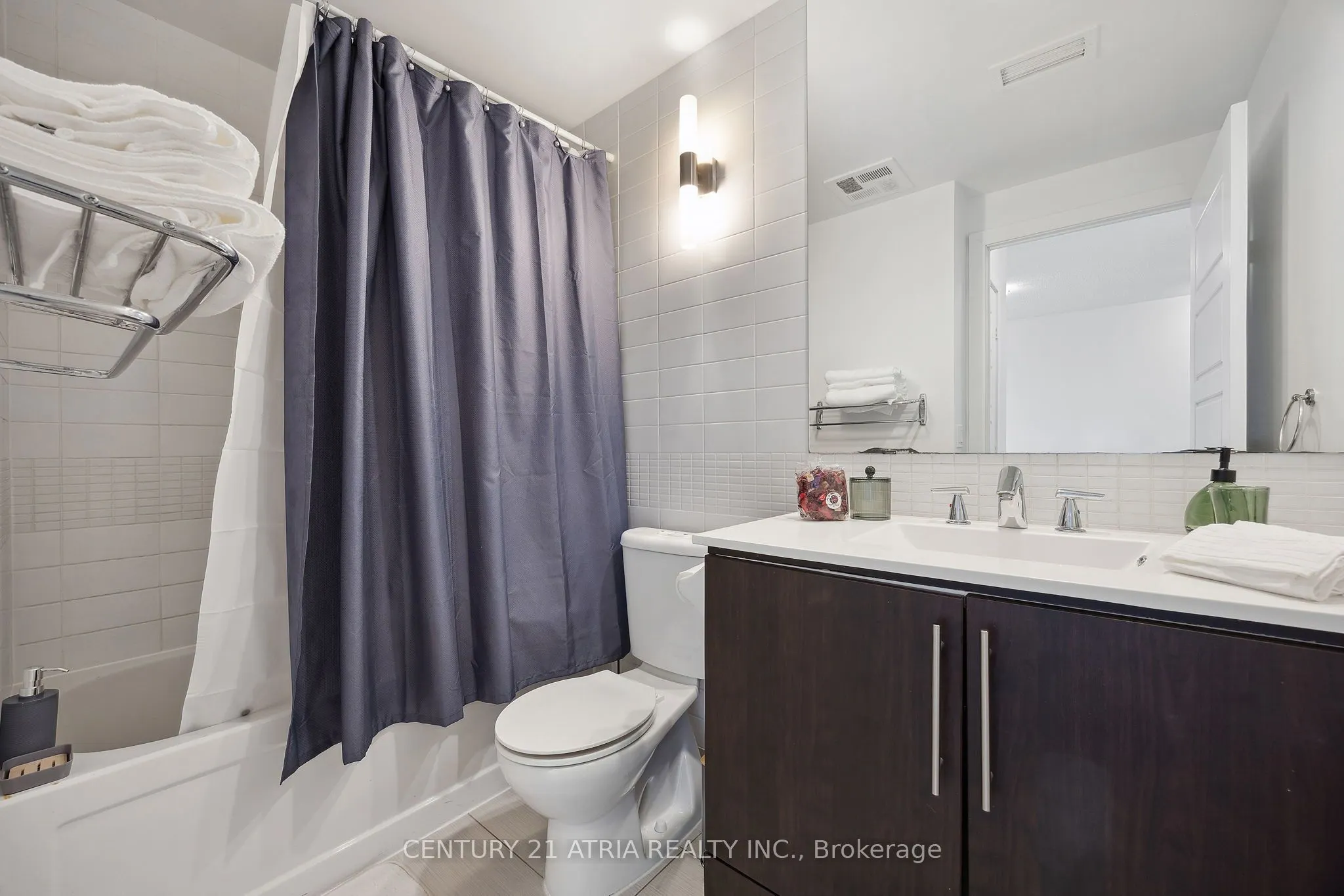 28 Linden Street, #2708