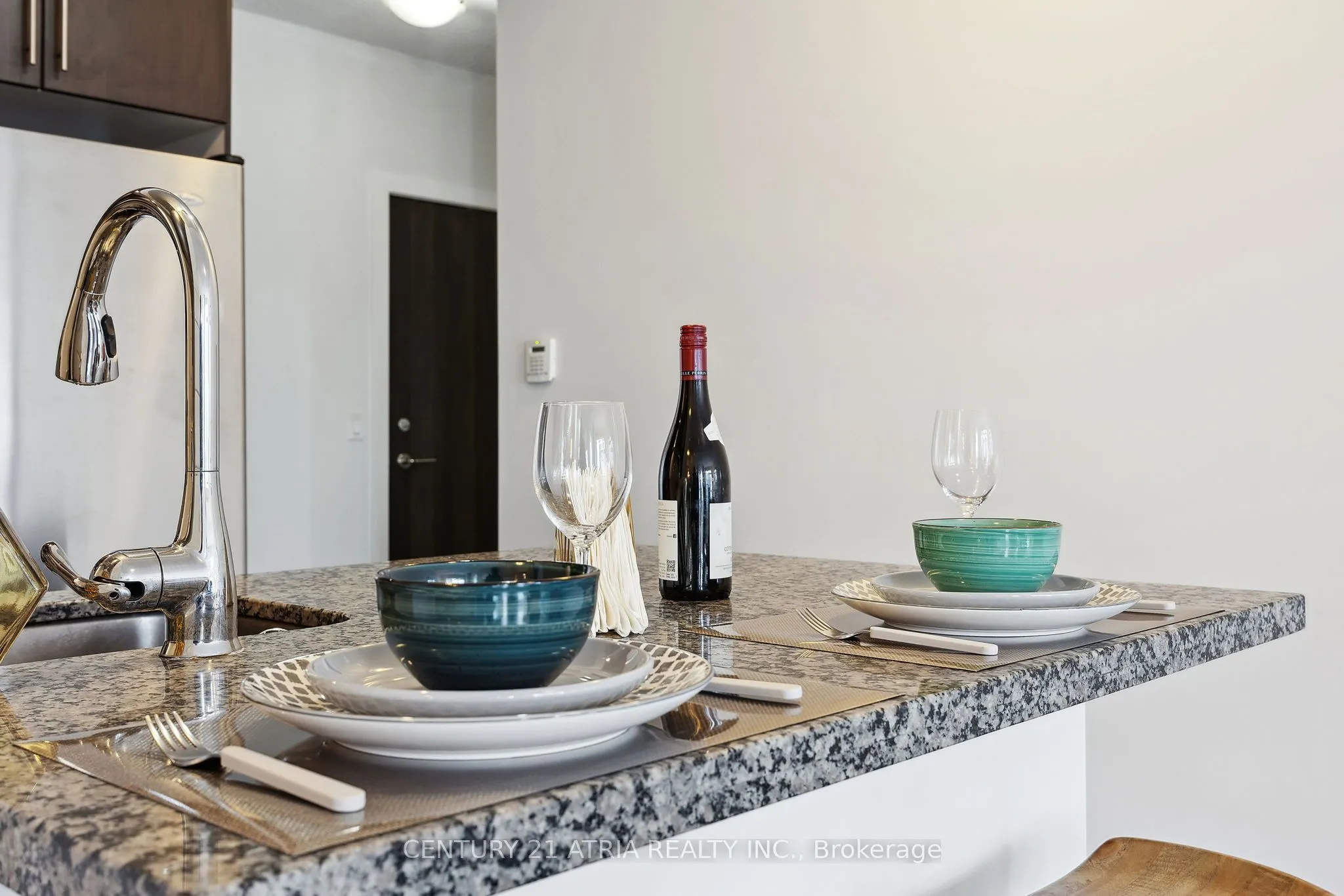 28 Linden Street, #2708