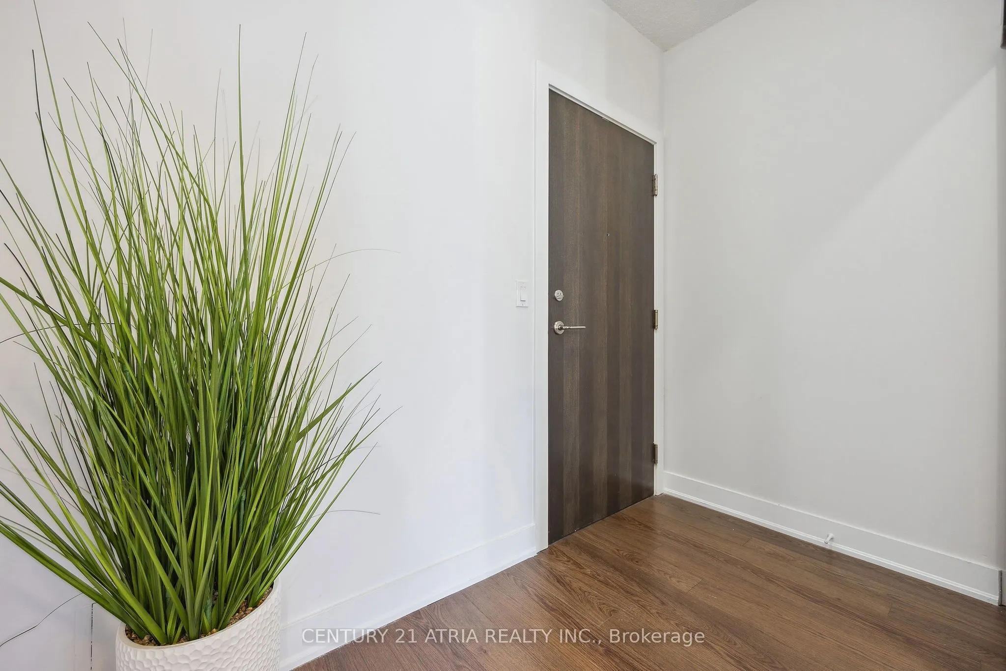 28 Linden Street, #2708