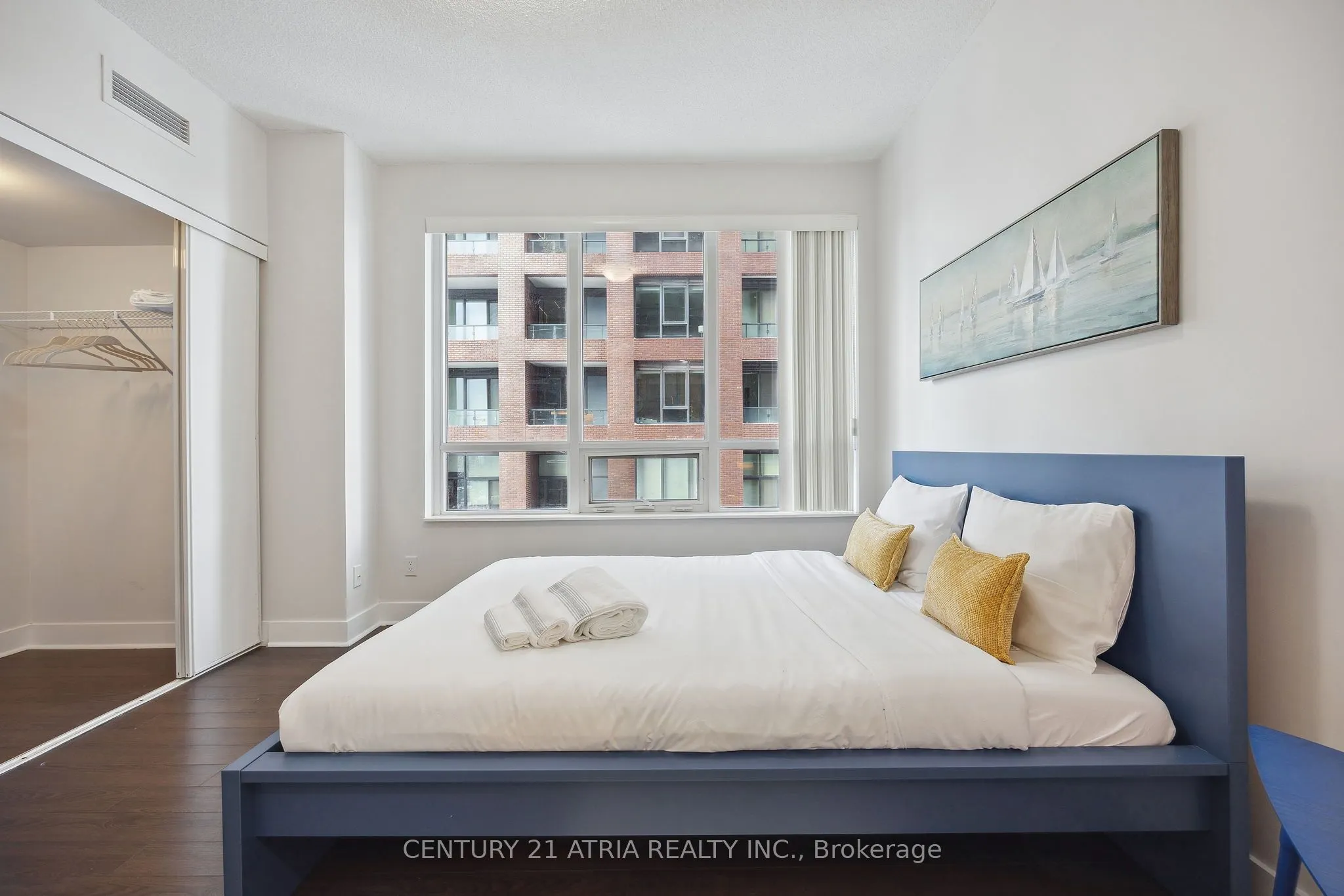 28 Linden Street, #2708