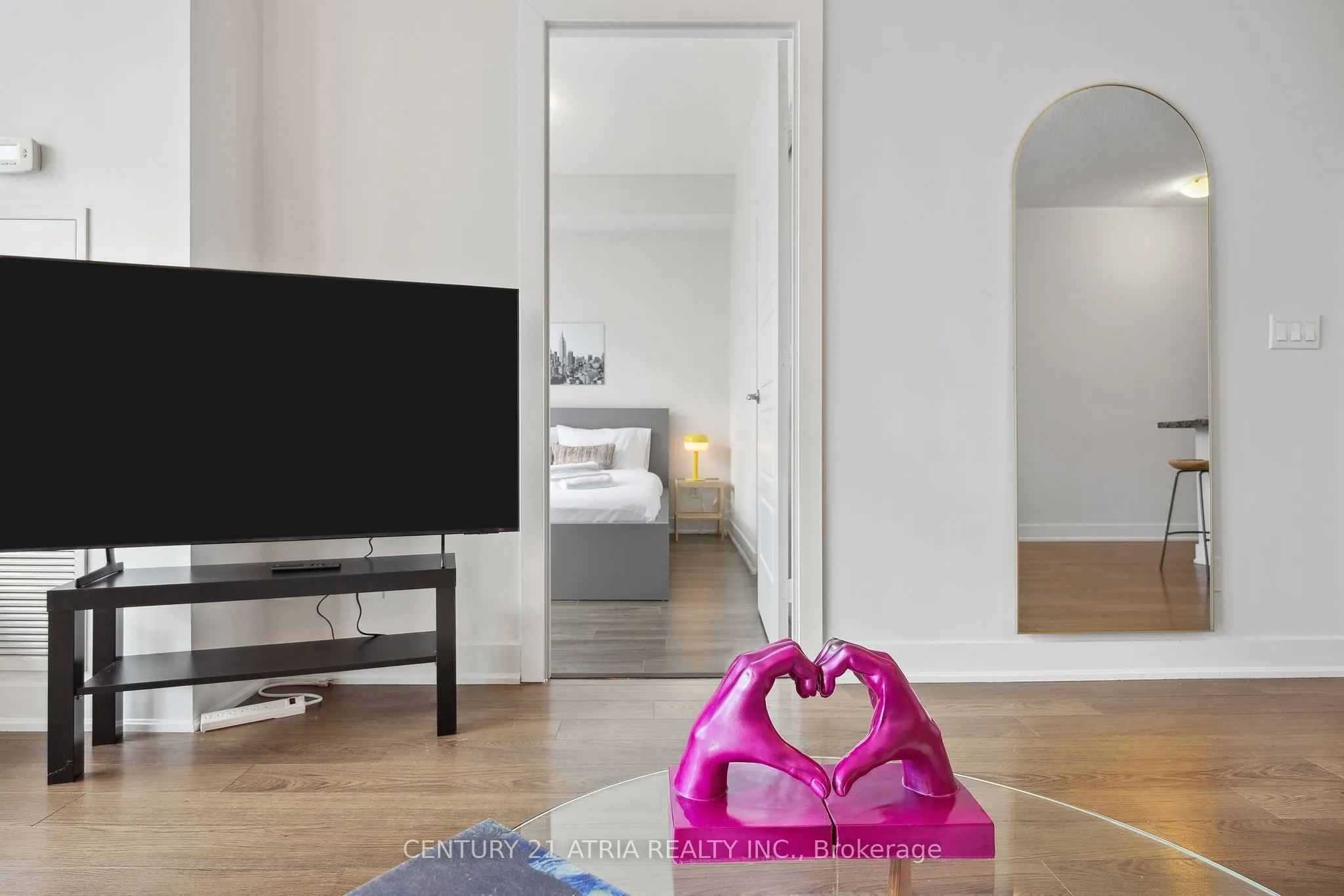 28 Linden Street, #2708