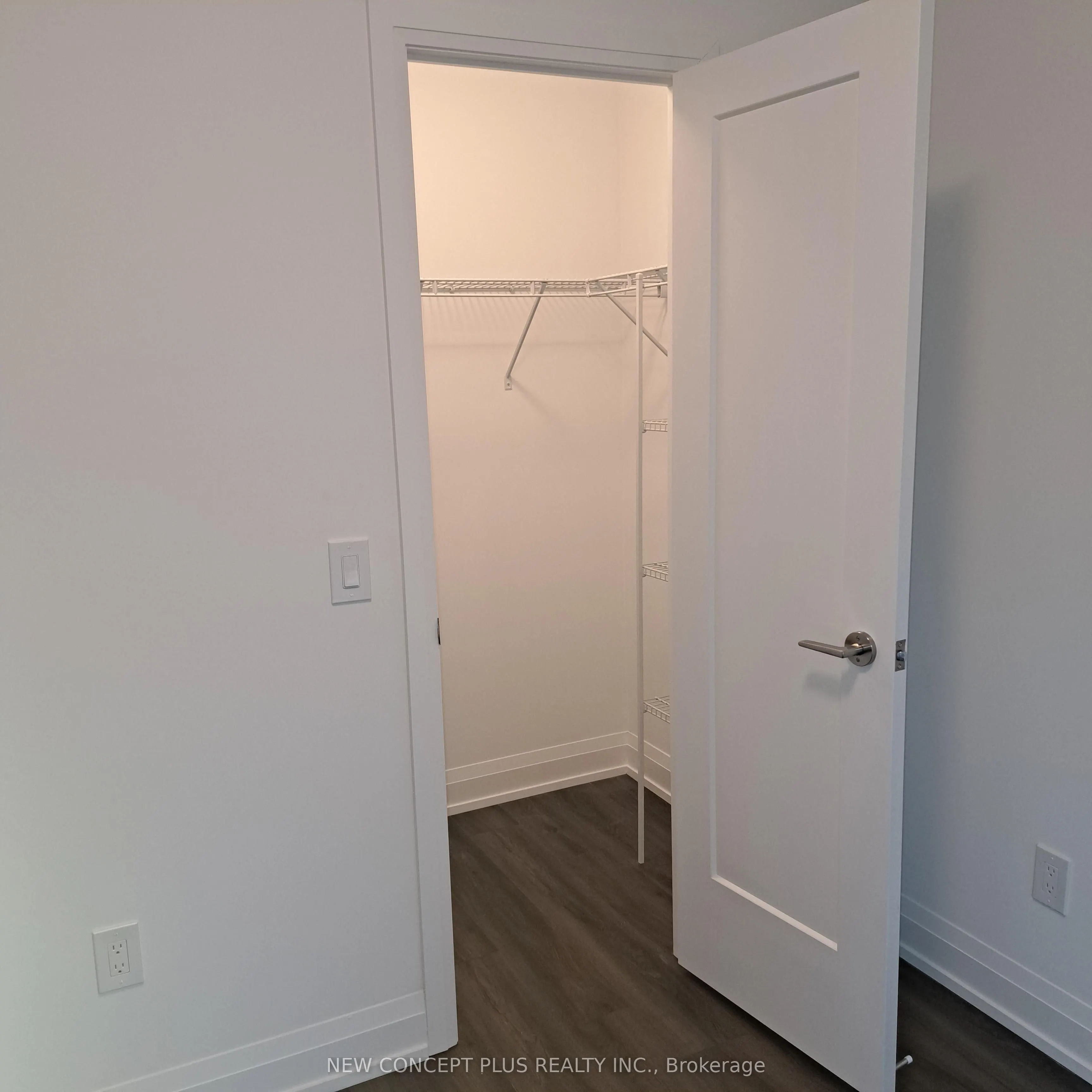 20 Soudan Avenue, #1509
