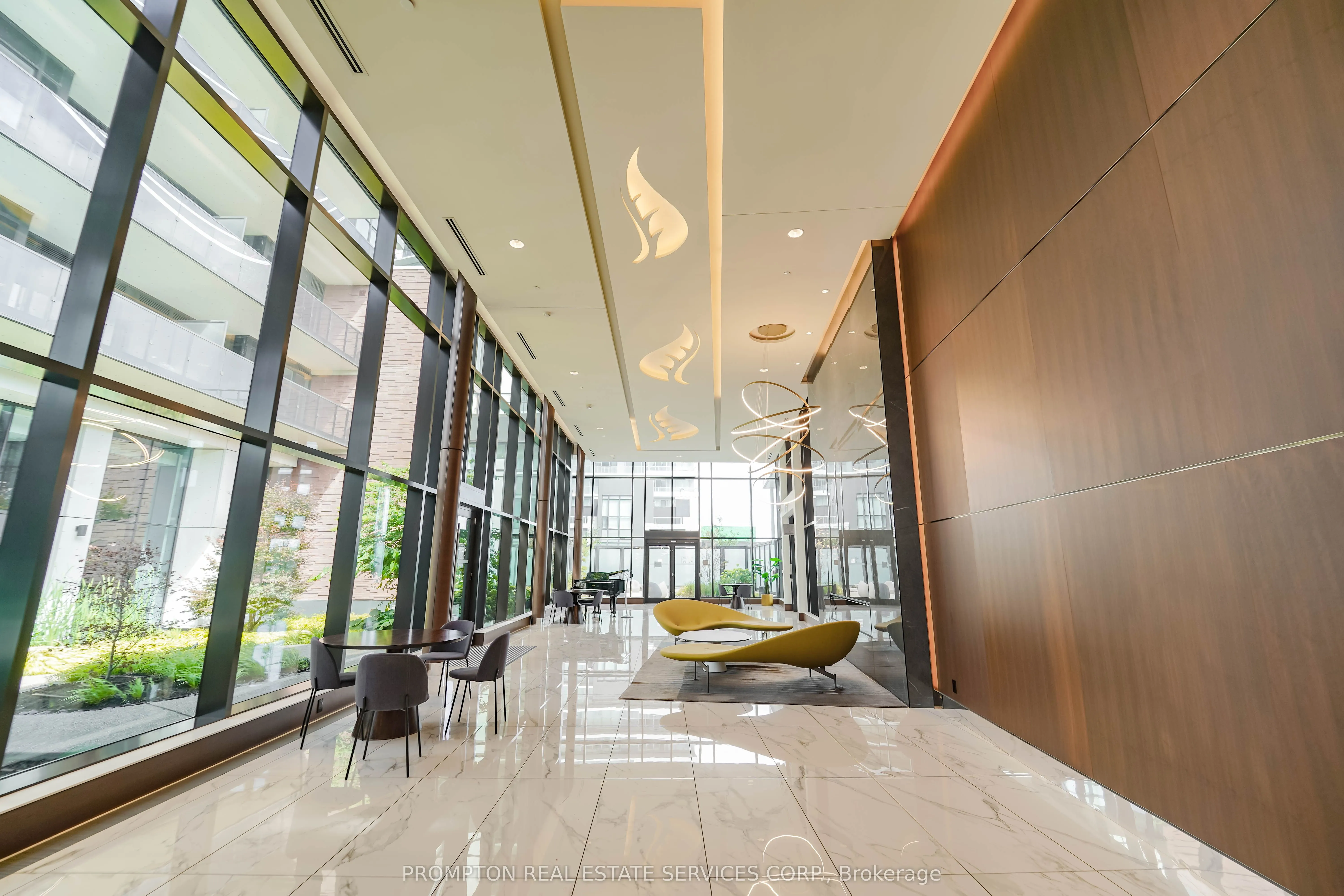 95 McMahon Drive, #3708