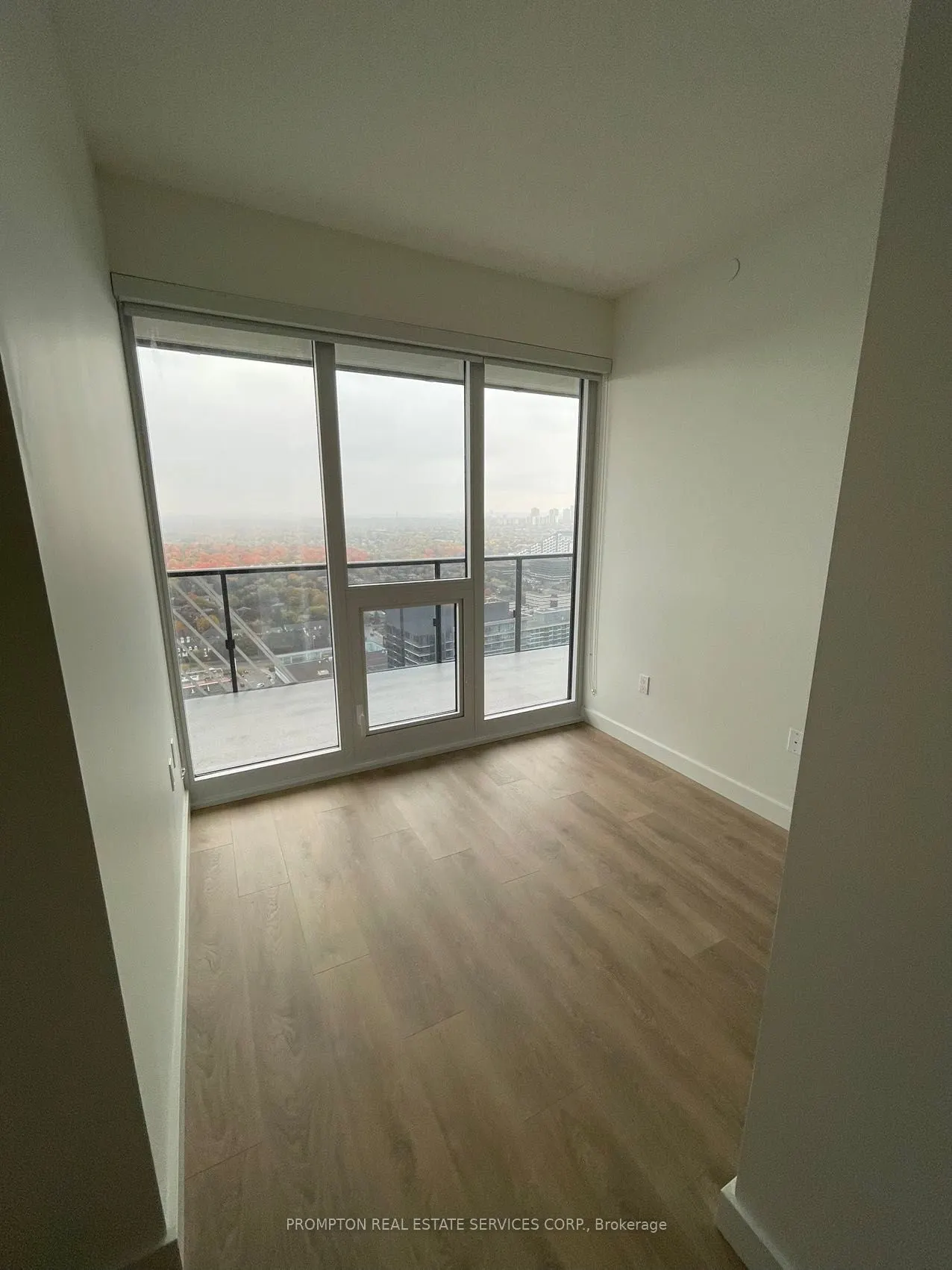 95 McMahon Drive, #3708