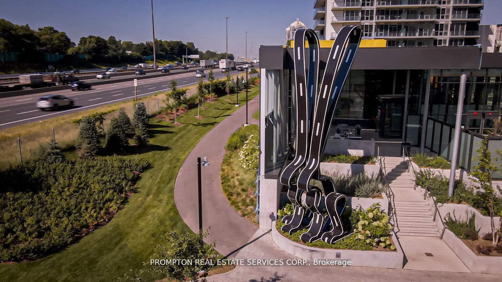 95 McMahon Drive, #3708