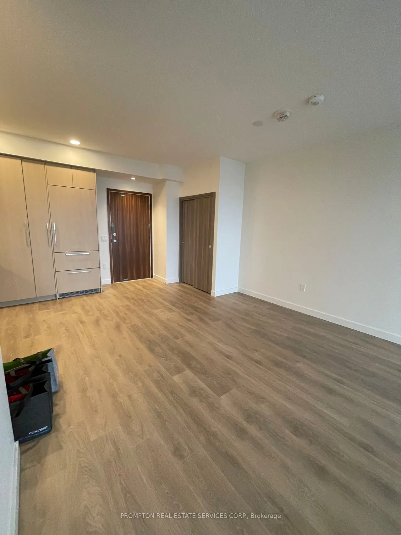 95 McMahon Drive, #3708