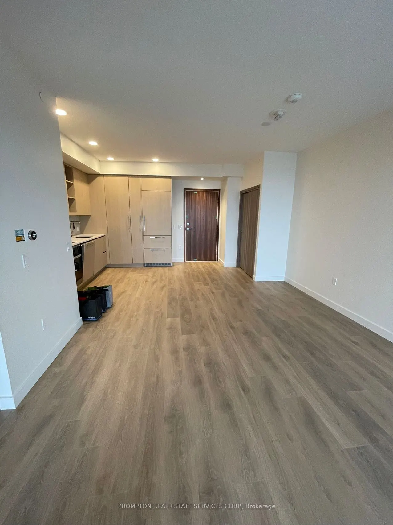 95 McMahon Drive, #3708