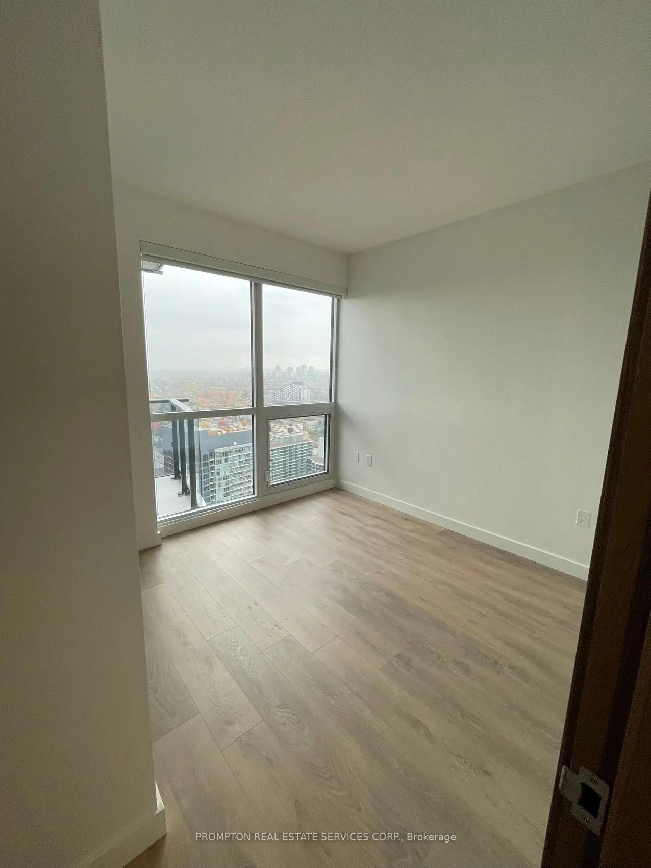 95 McMahon Drive, #3708