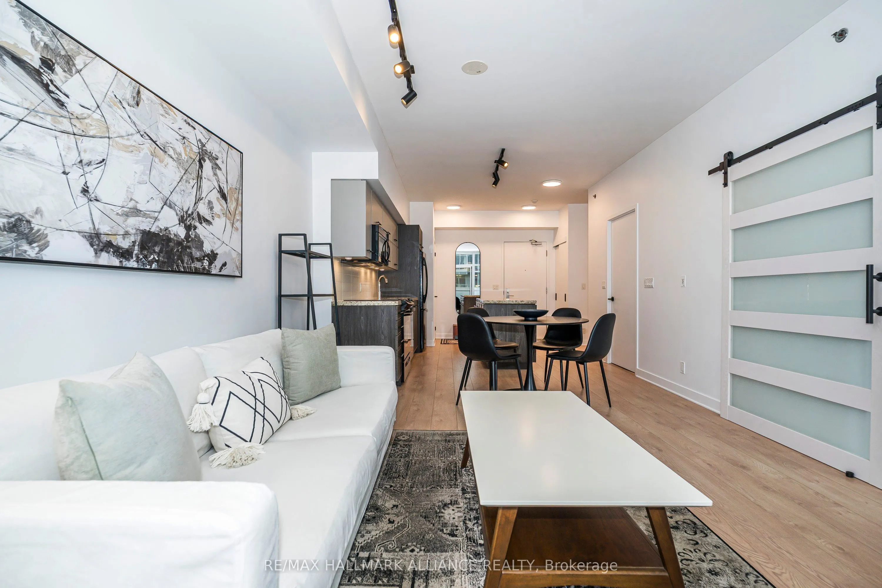 21 Nelson Street, #1015