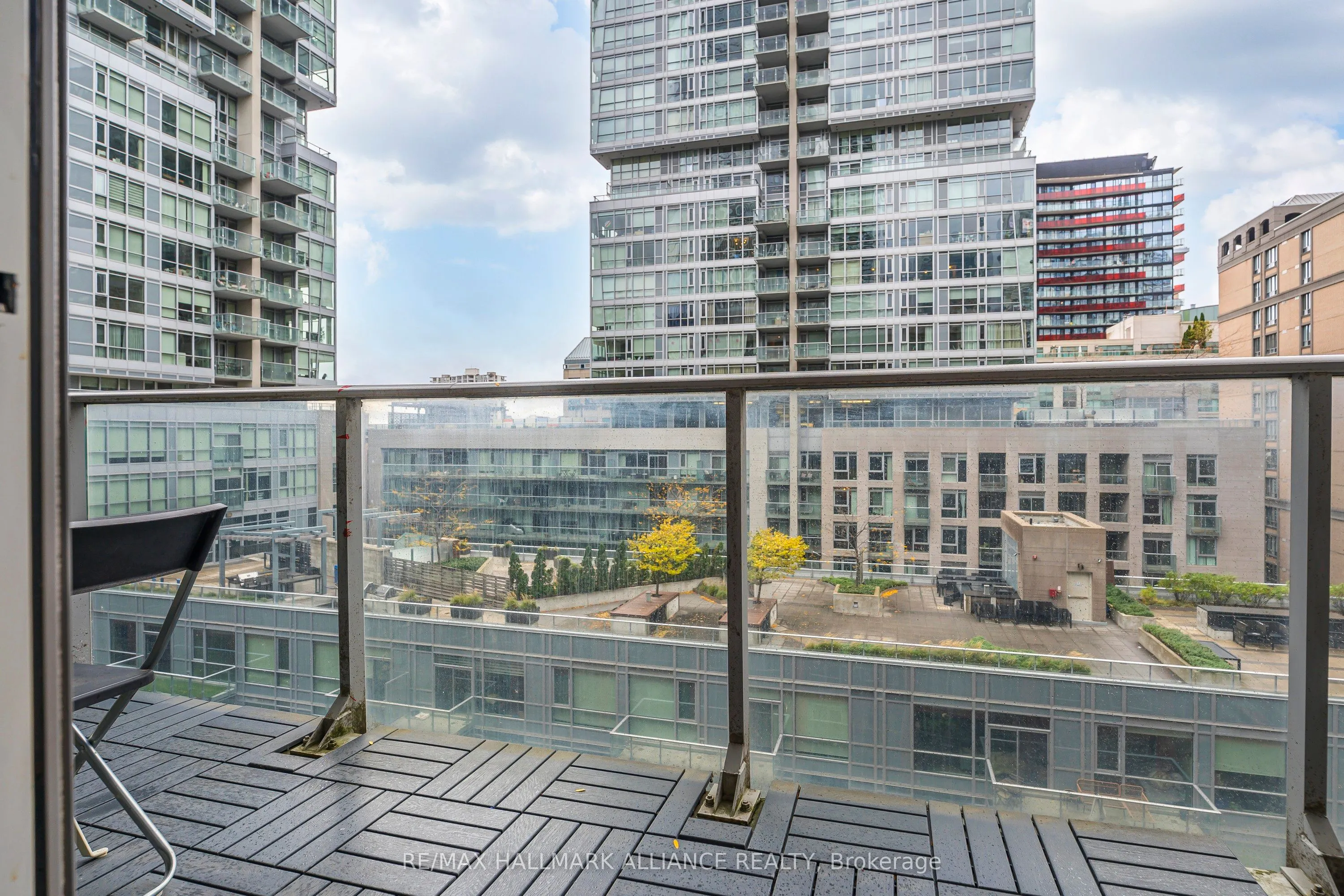 21 Nelson Street, #1015