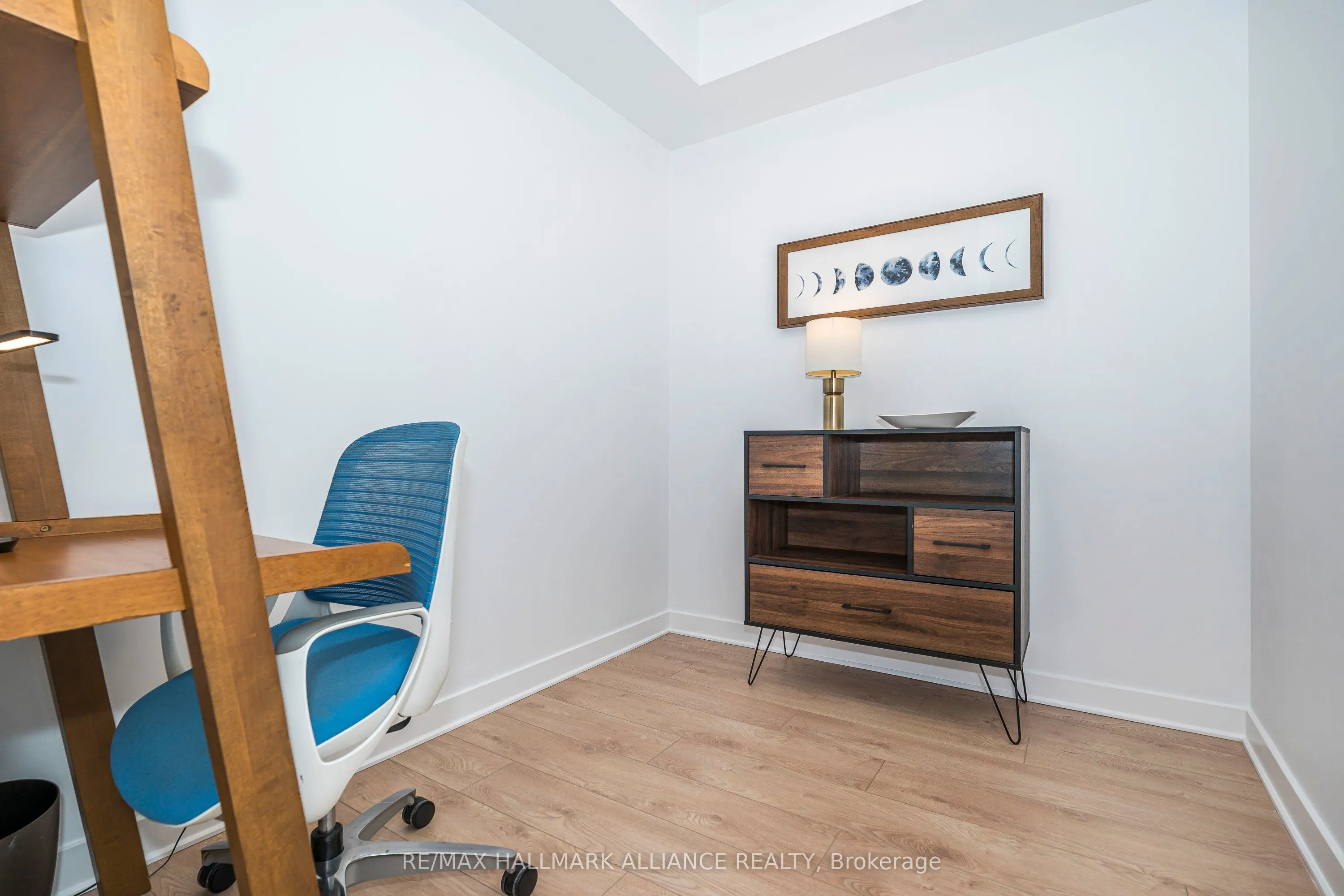 21 Nelson Street, #1015