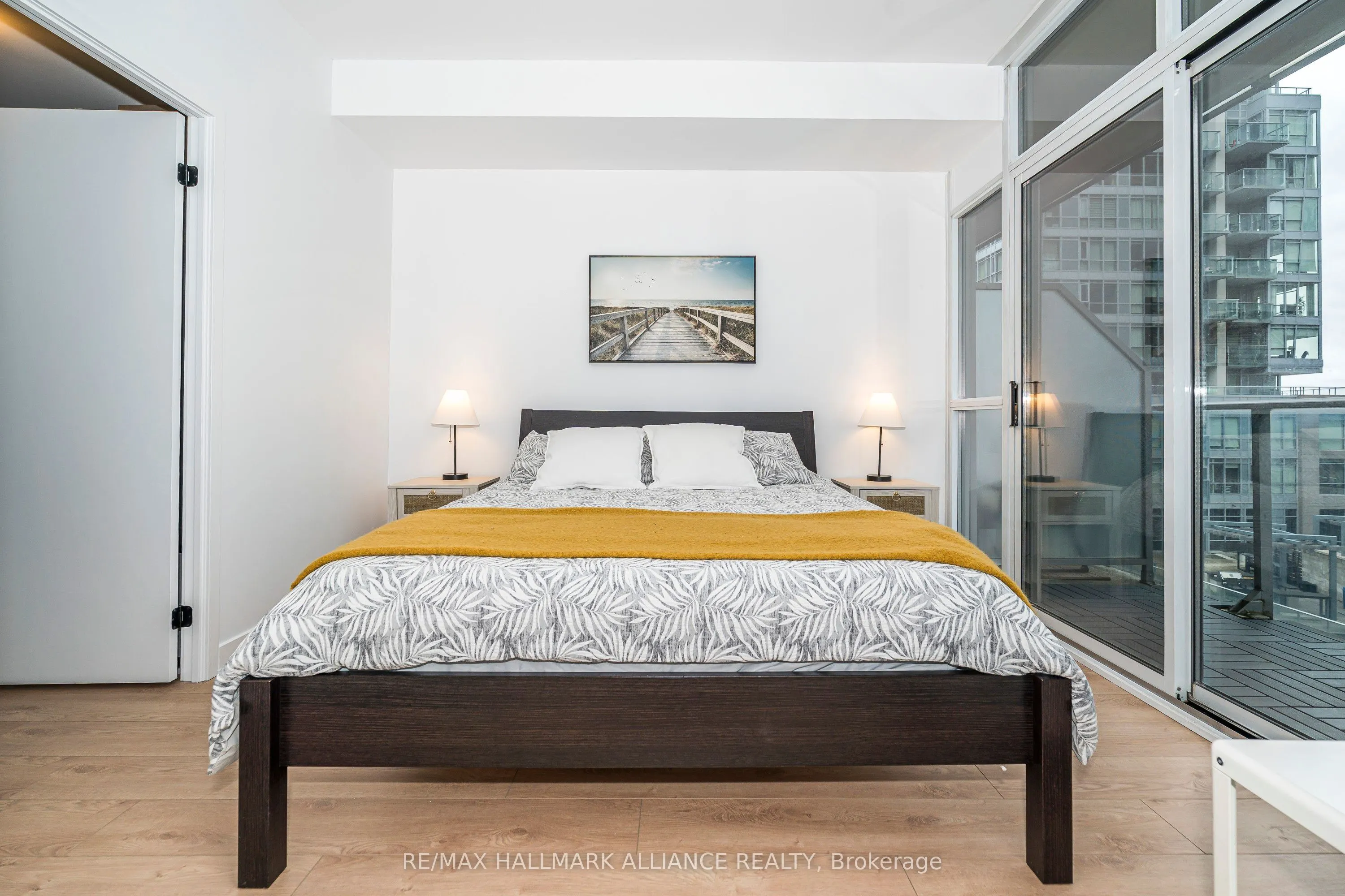 21 Nelson Street, #1015