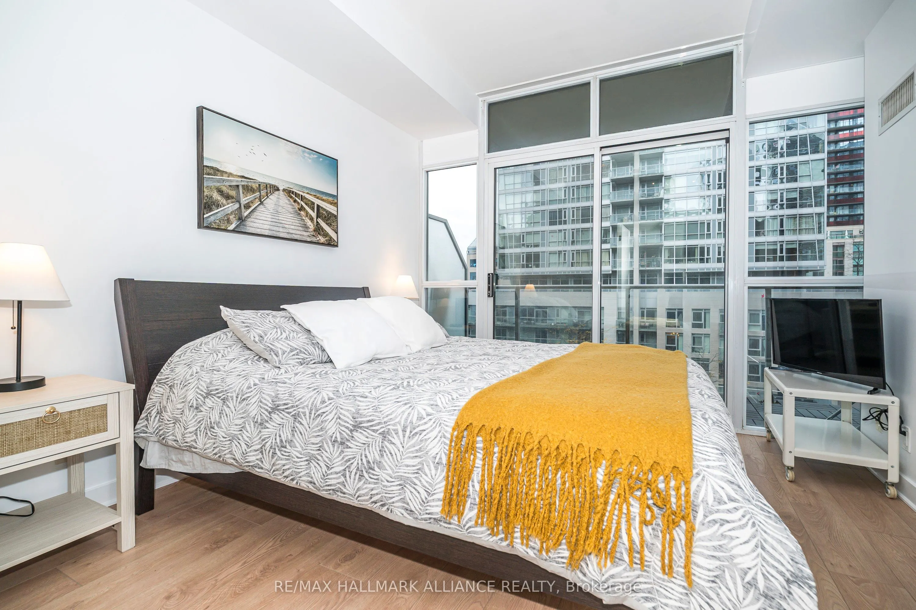 21 Nelson Street, #1015